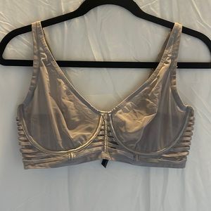 36DD Victoria’s Secret Unlined Bra